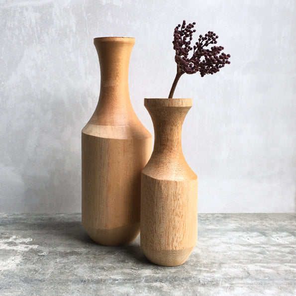 Round wood vase - small